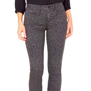 Brand New NYDJ LIFTXTUCK Alina Legging Jeans